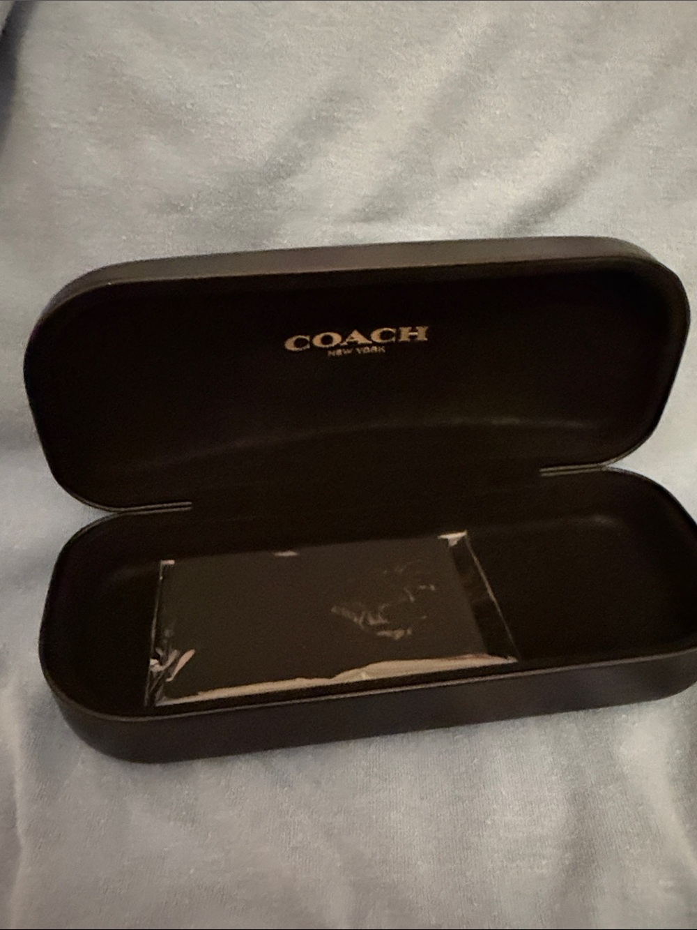 Coach Sunglasses - Picture 4 of 4